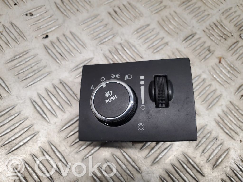 Jeep Grand Cherokee Light switch 