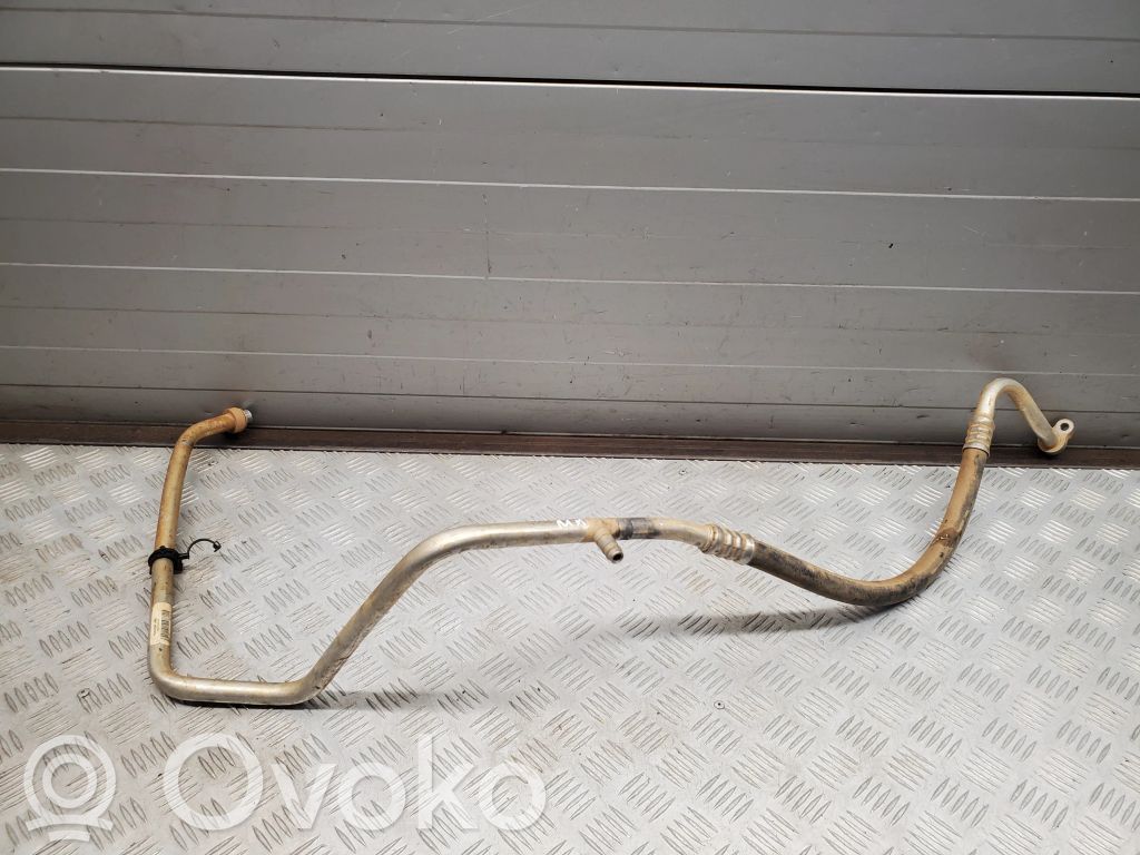 Dodge RAM Ilmastointilaitteen putki (A/C) 