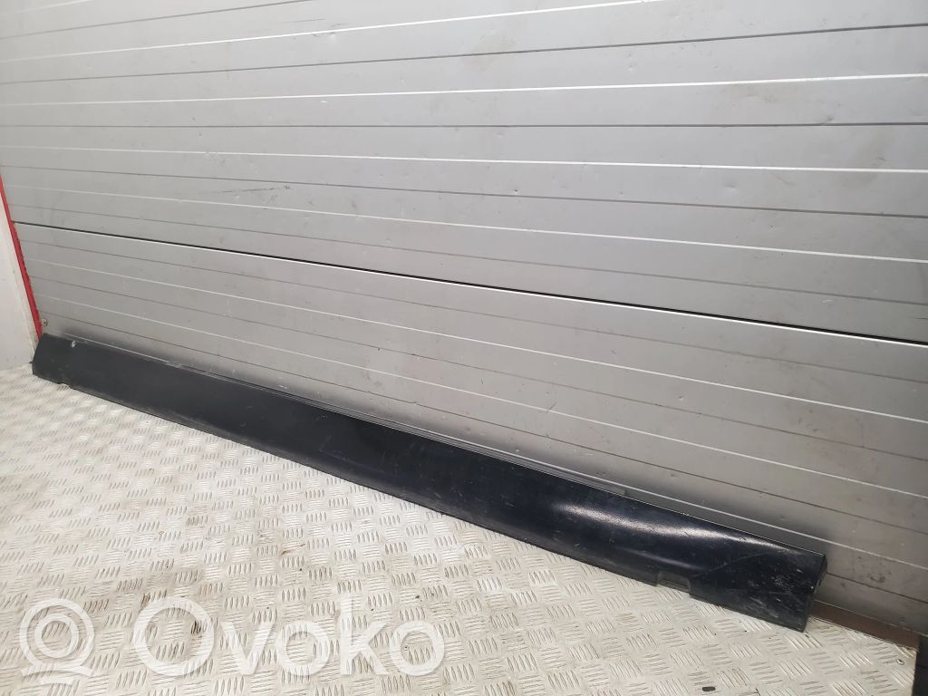 Slenkstis   68185192AA,68185192AB