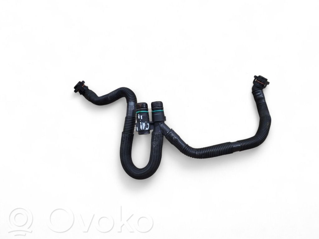 Breather/breather pipe/hose   06E103217AD