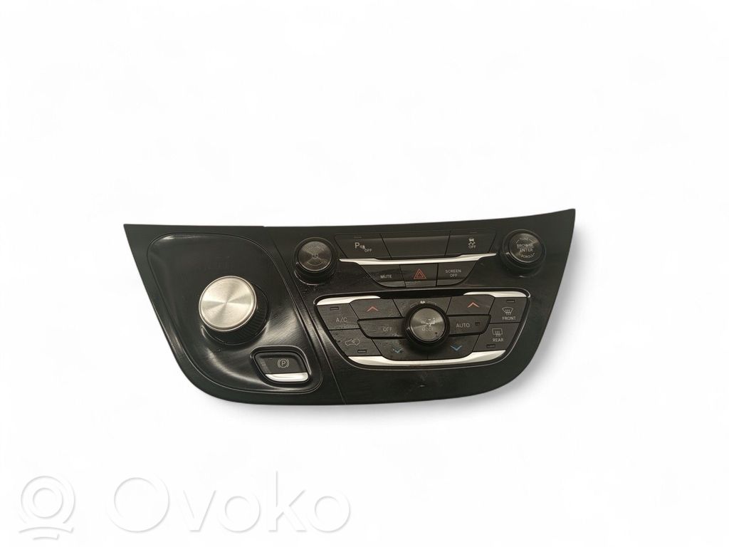 Chrysler Pacifica Climate control unit 
