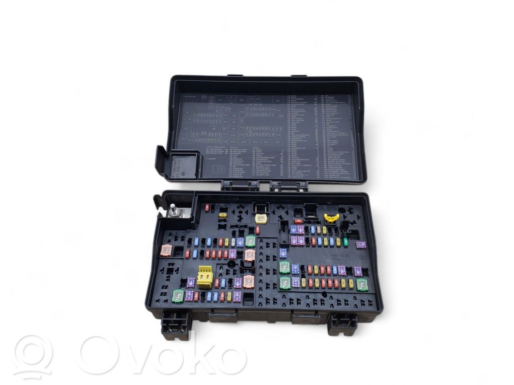 Dodge Durango III Fuse box set 