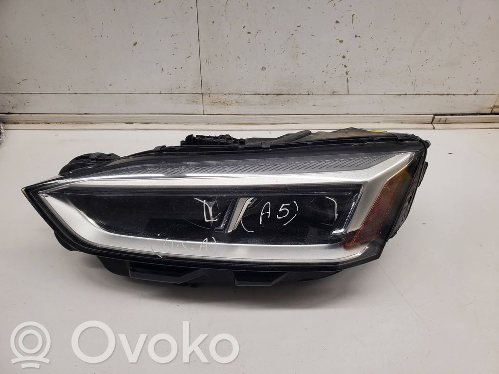 Audi A5 Headlight/headlamp 
