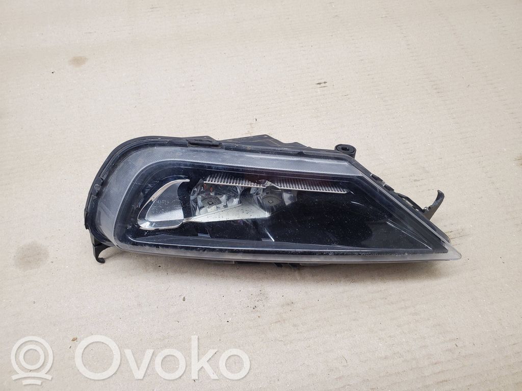Volvo S90, V90 Etusumuvalo 