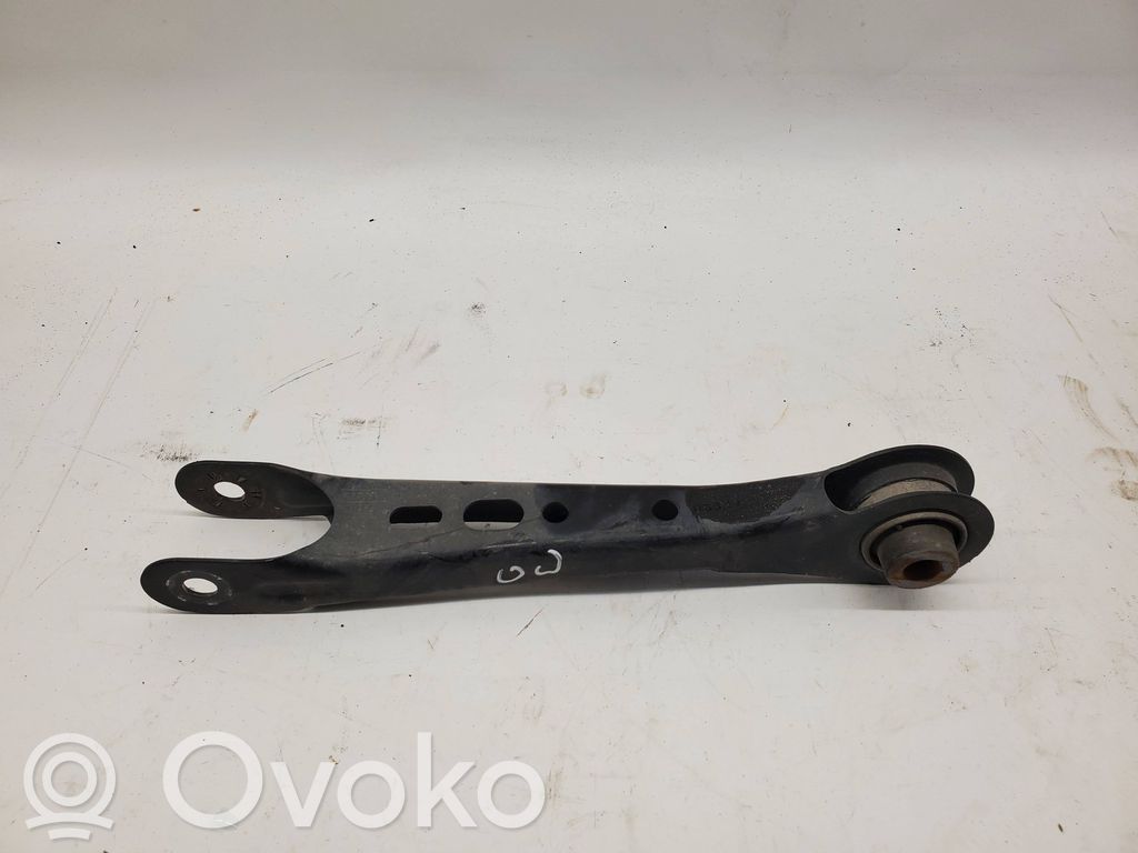 Ford Explorer VI Brazo de control suspensión trasero 