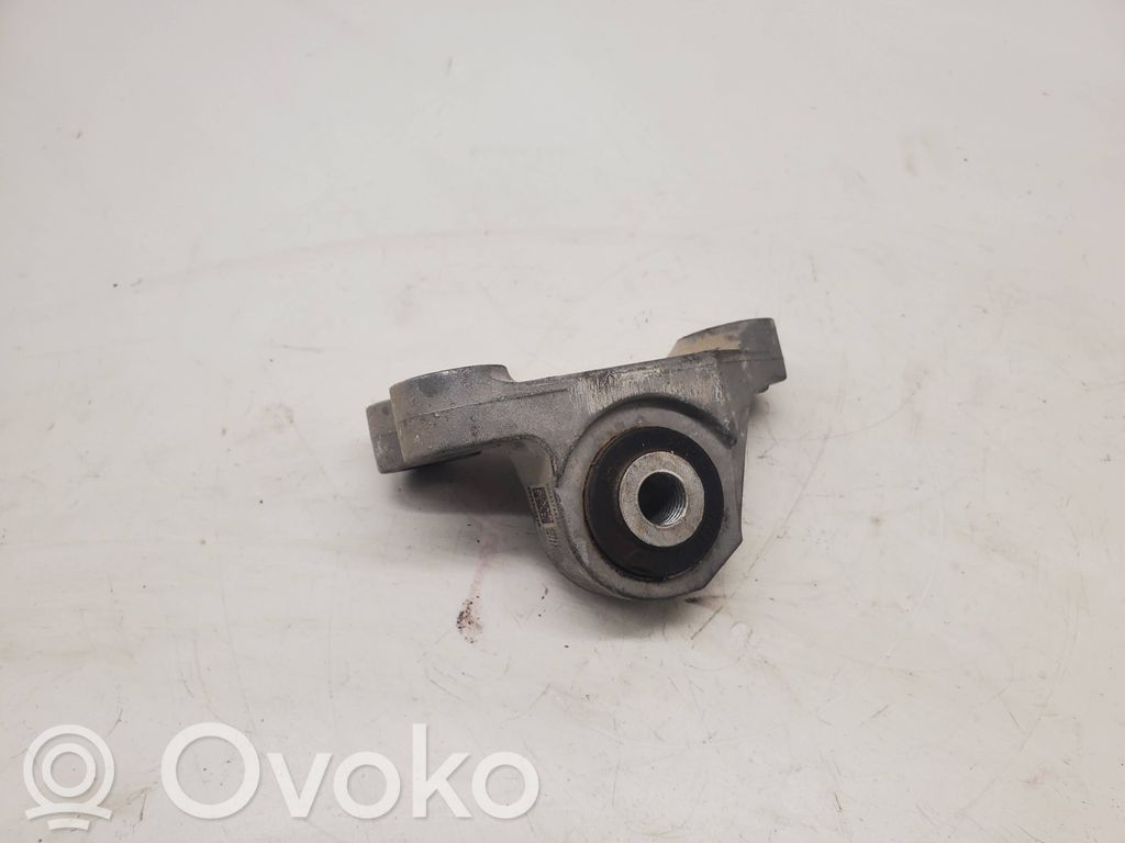 Dodge Hornet Gearbox mounting bracket 