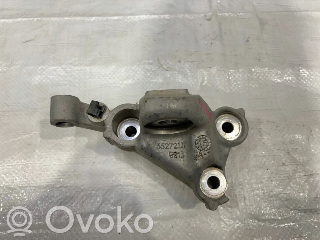 Alfa Romeo Giulia Engine mounting bracket 