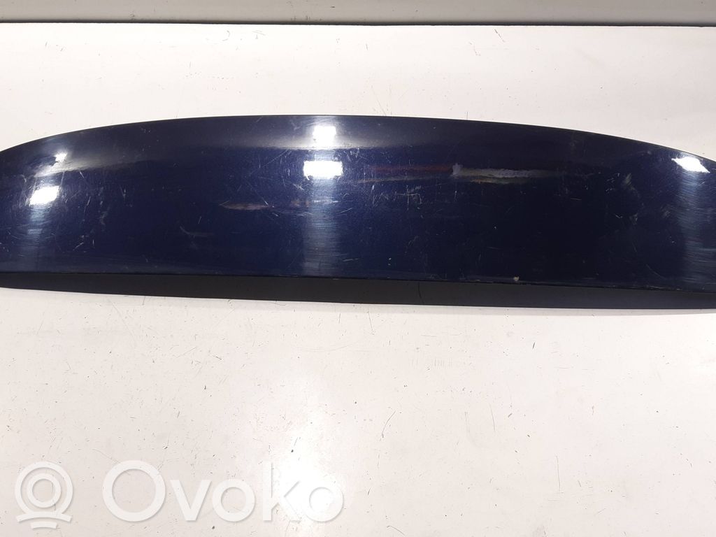 Tailgate/trunk spoiler   8235987,20625