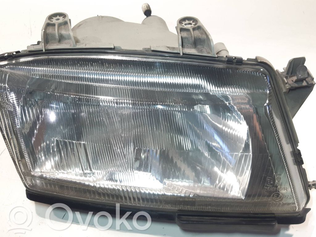 Saab 9-3 Ver1 Headlight/headlamp 