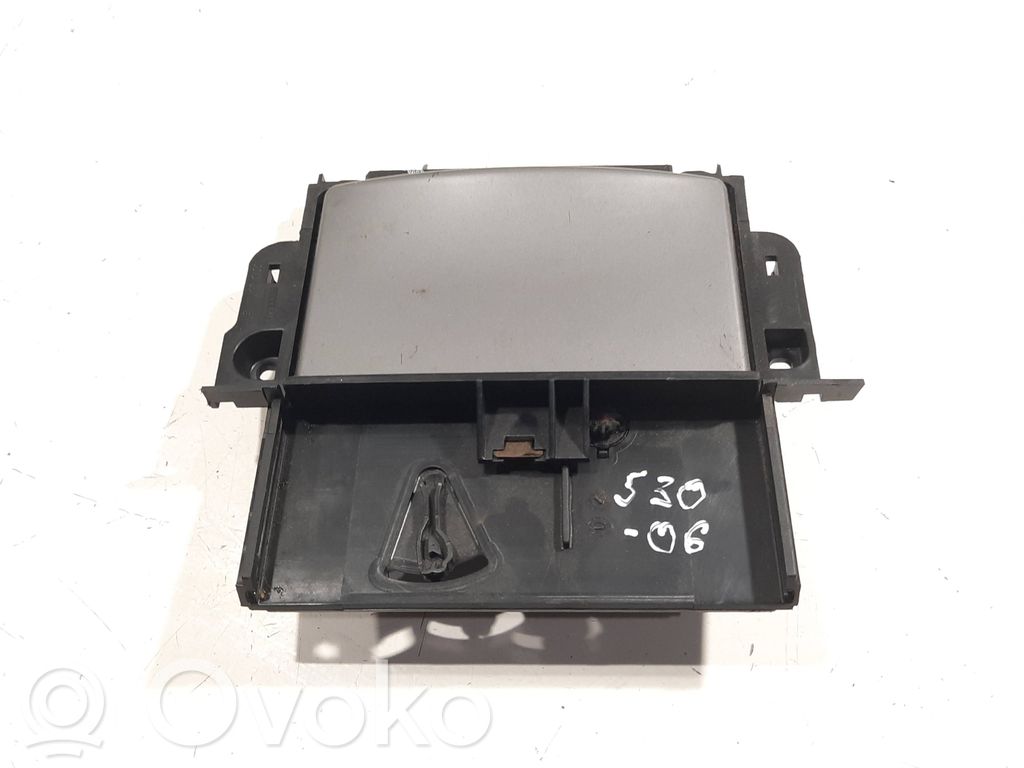 Car ashtray   7059917,314260100