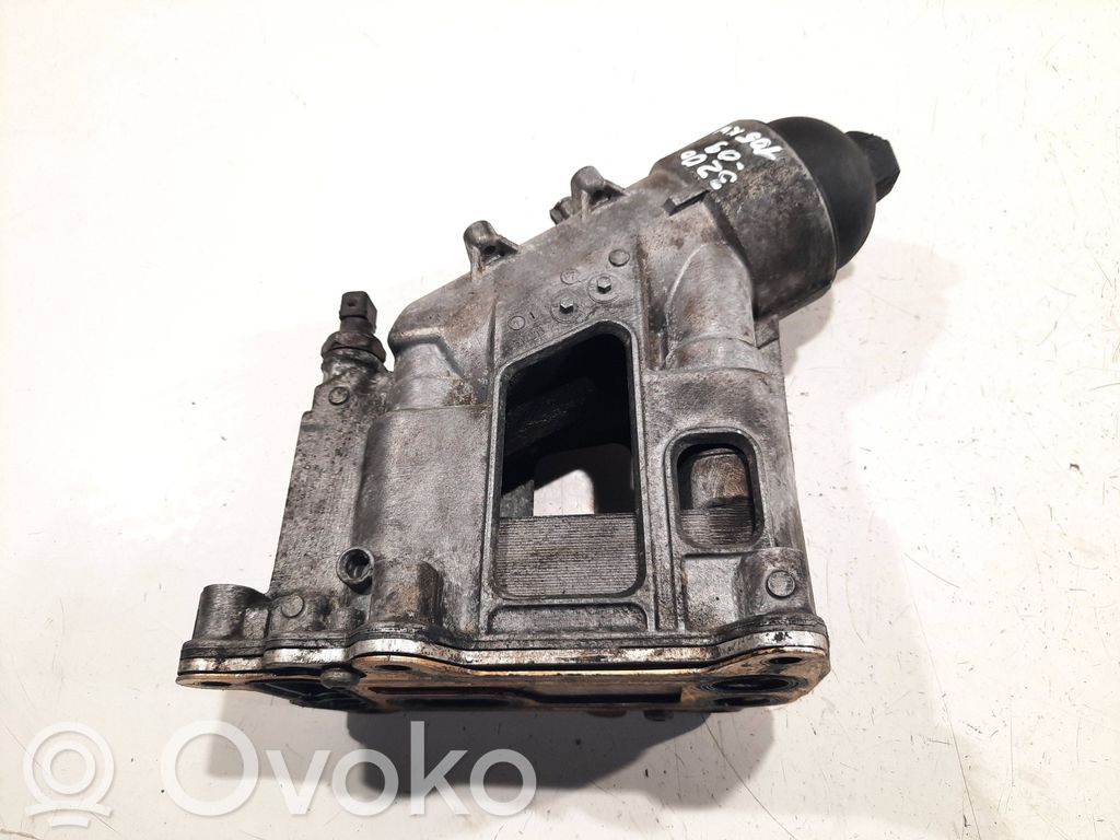 Oil filter mounting bracket   7797392,51750610