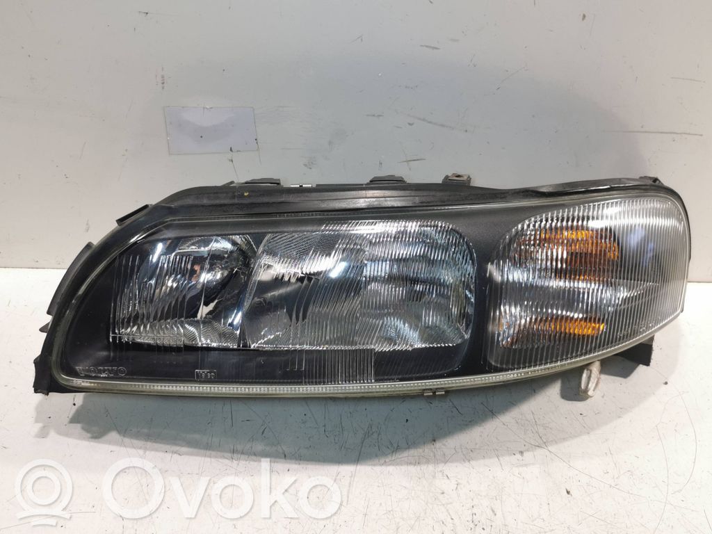 Volvo V70 Headlight/headlamp 