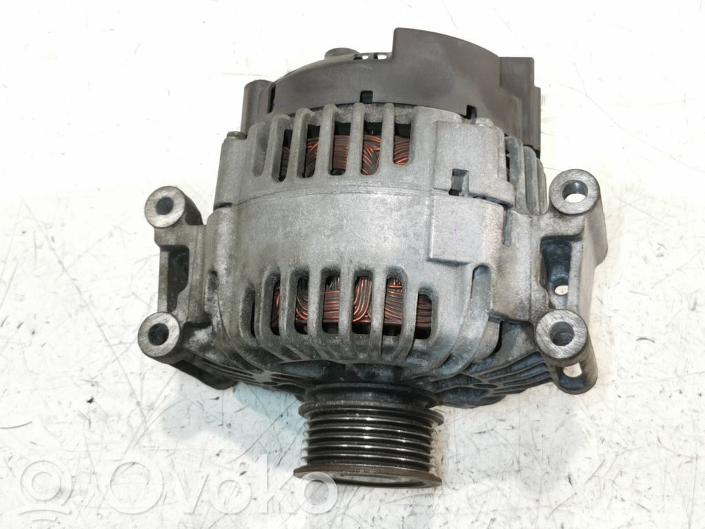 Audi A4 S4 B7 8E 8H Generator/alternator 