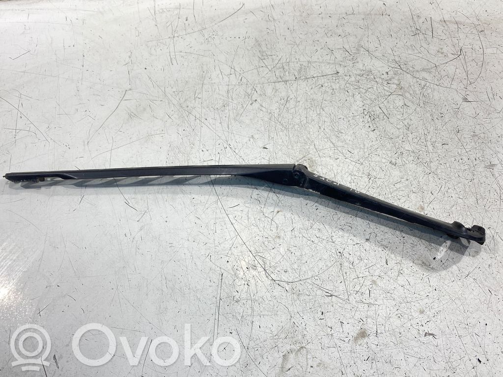 BMW 5 E60 E61 Ramię wycieraczki szyby przedniej / czołowej 
