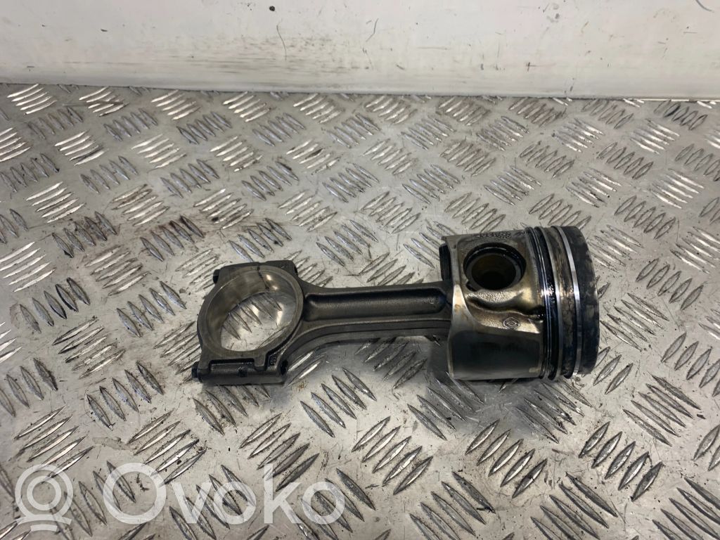 Renault Trafic II (X83) Piston with connecting rod 
