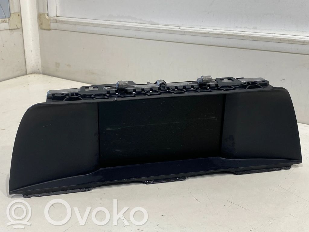 Monitor / wyświetlacz / ekran   23385271,9266384,1014547717