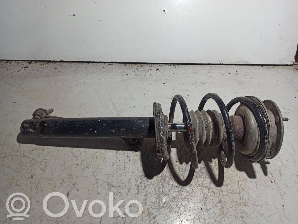 BMW 3 E46 Priekšpusē amortizators ar atsperi 