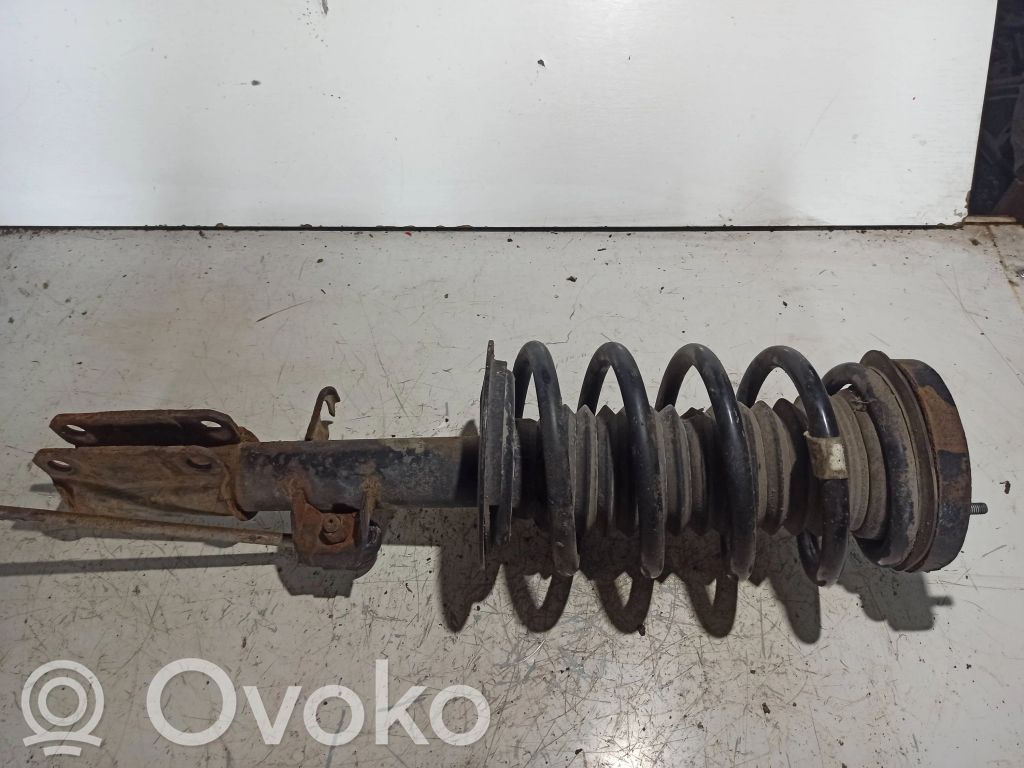 BMW X5 E53 Priekinis amortizatorius su spyruokle 