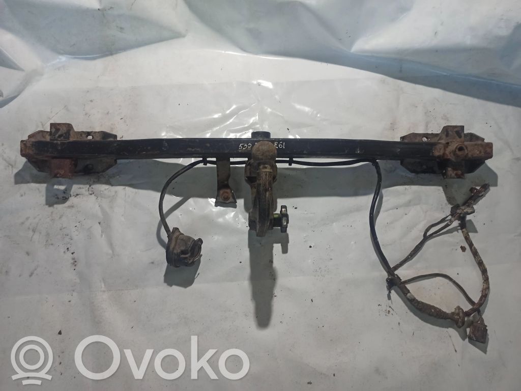 BMW 5 E60 E61 Āķa komplekts 