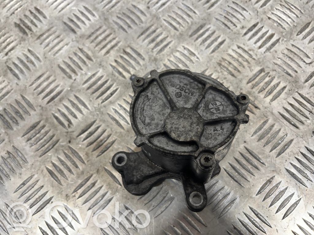 Volvo V50 Pompa podciśnienia / Vacum 