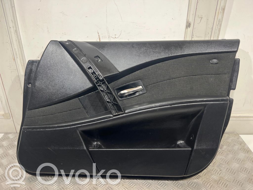 BMW 5 E60 E61 Priekšējo durvju apdare 
