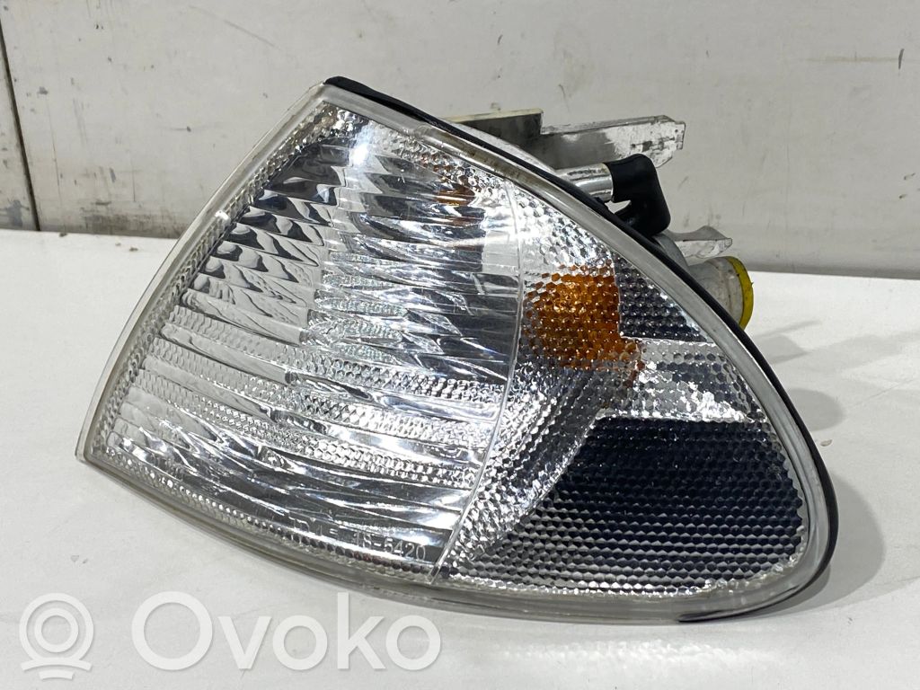 BMW 3 E46 Front indicator light 