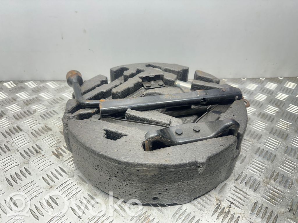 Opel Insignia A Set di attrezzi 