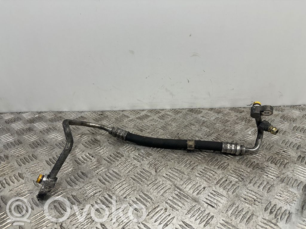 BMW X5 E53 Ilmastointilaitteen putki (A/C) 