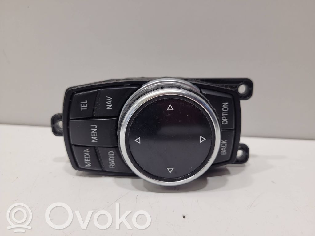 BMW X5 F15 Head unit multimedia control 