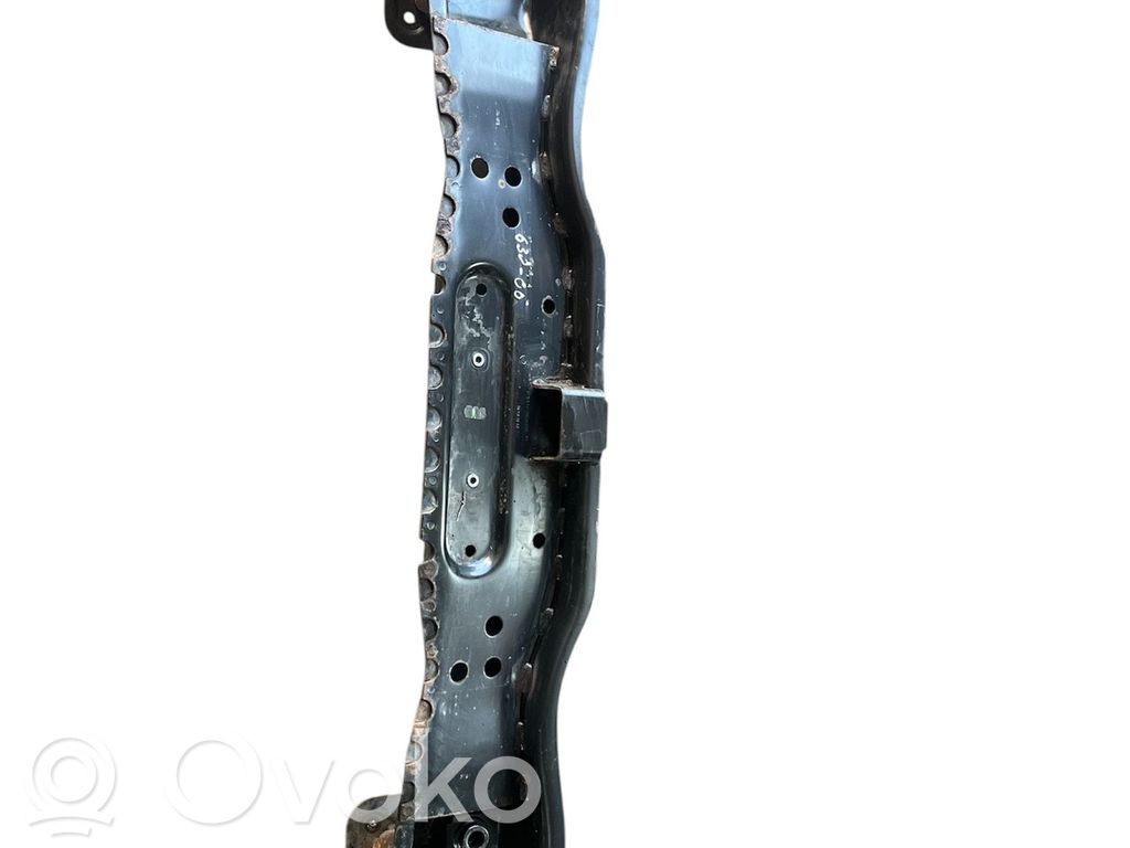BMW 6 E63 E64 Aizmugurē bampera balka 