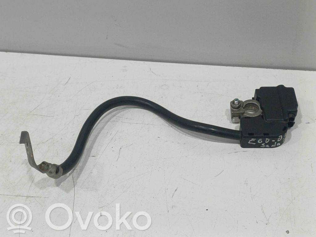 BMW 5 E60 E61 Maakaapeli, akku 