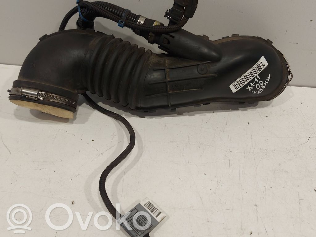 BMW X1 E84 Turbo air intake inlet pipe/hose 