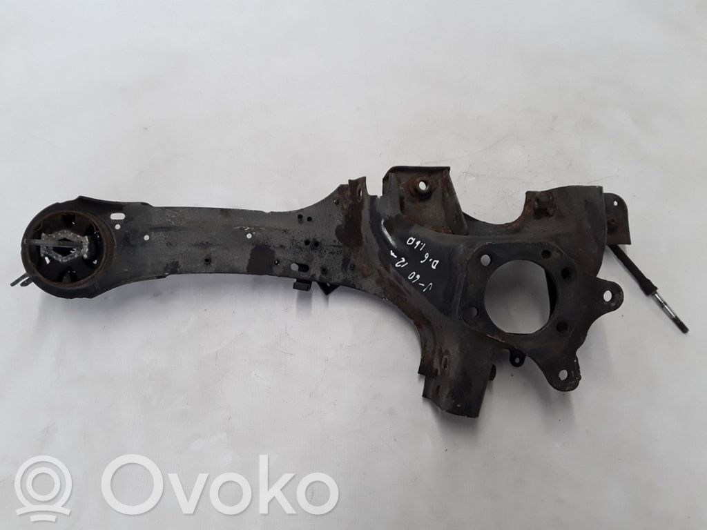 Volvo V60 Zwrotnica koła tylnego 