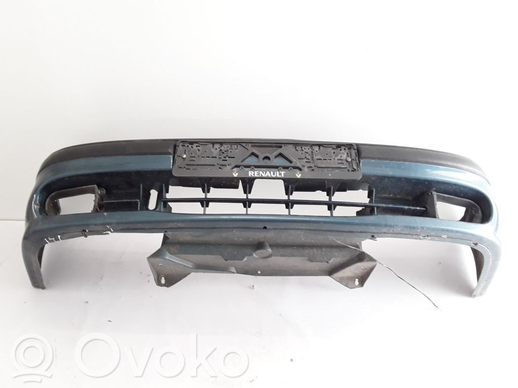 Renault Scenic I Parachoques delantero 