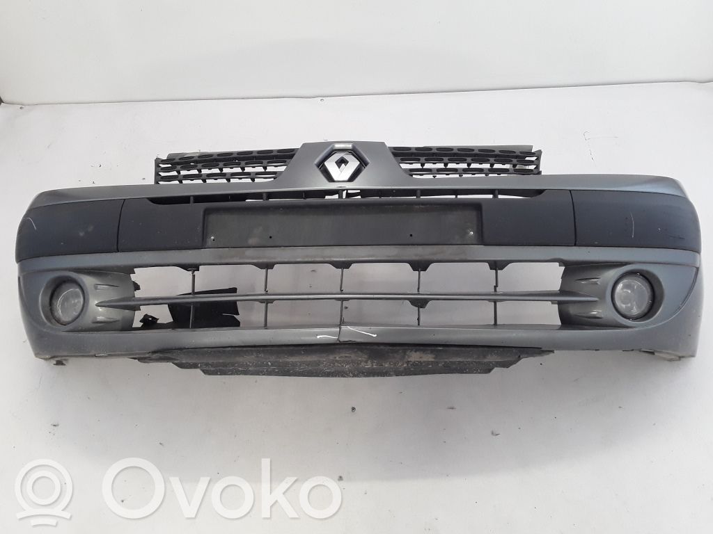 Renault Clio II Parachoques delantero 
