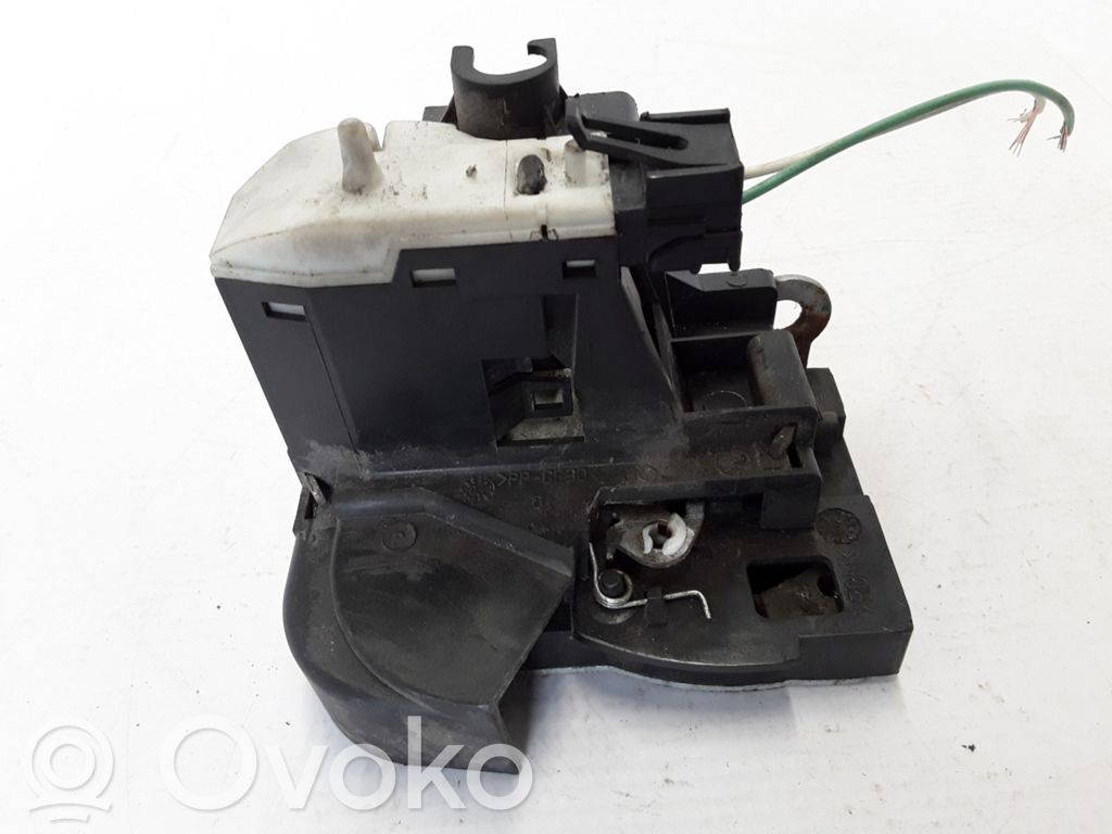 Renault Clio II Etuoven lukko 