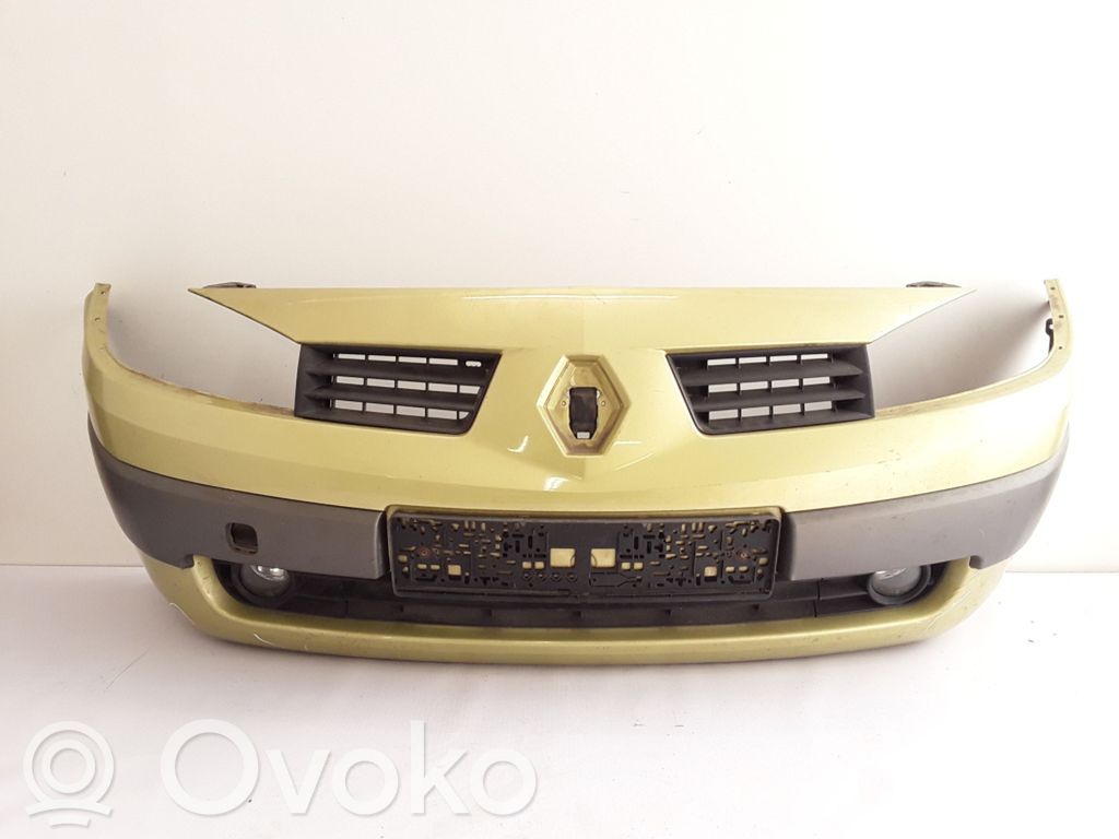 Renault Megane II Zderzak przedni 
