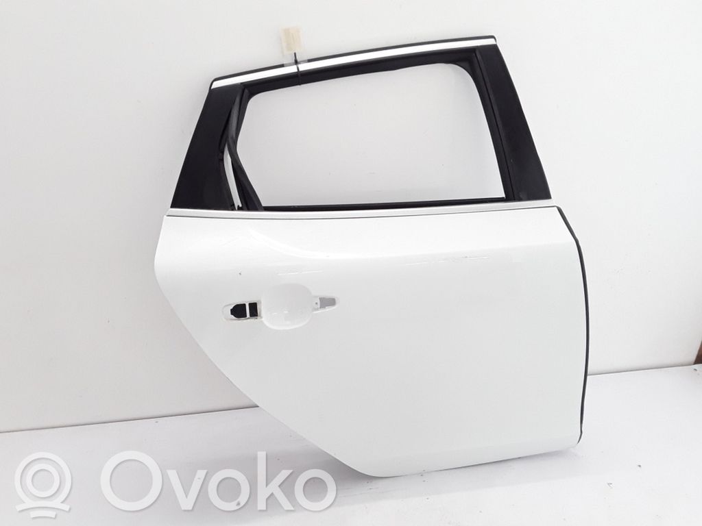 Volvo V40 Galinės durys 