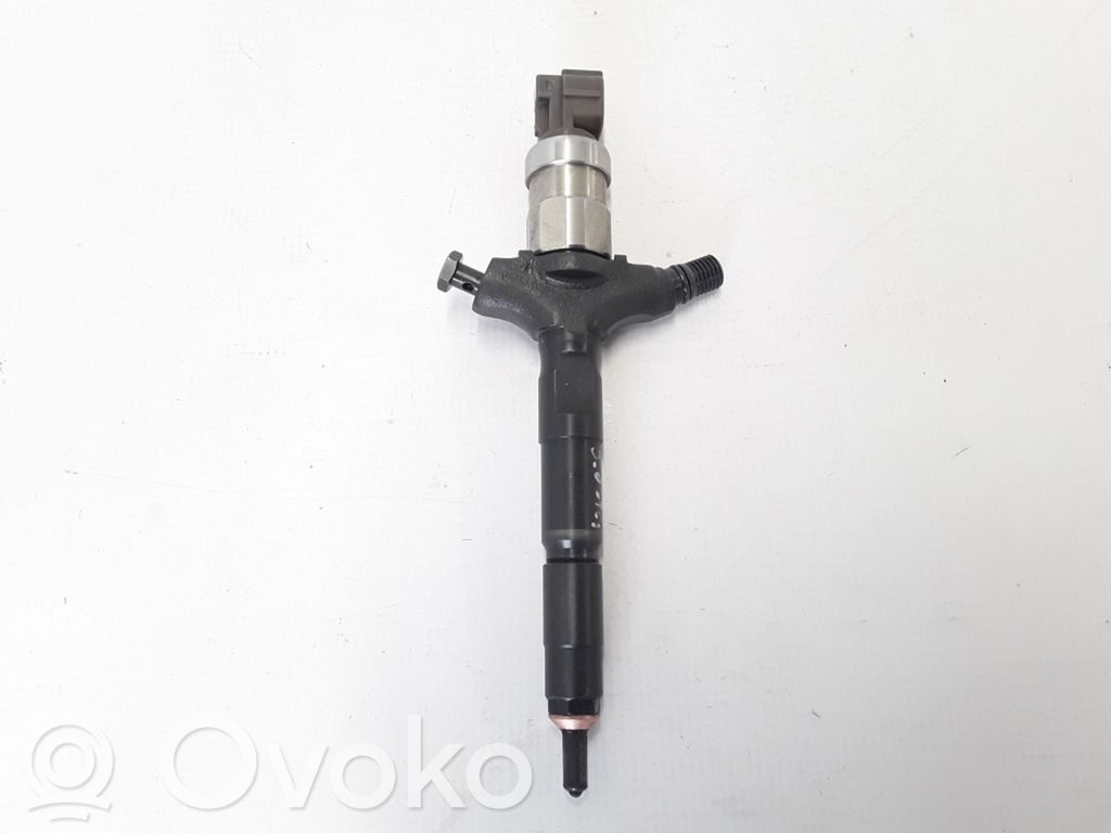 Inyector de combustible   7701477687,7701474040