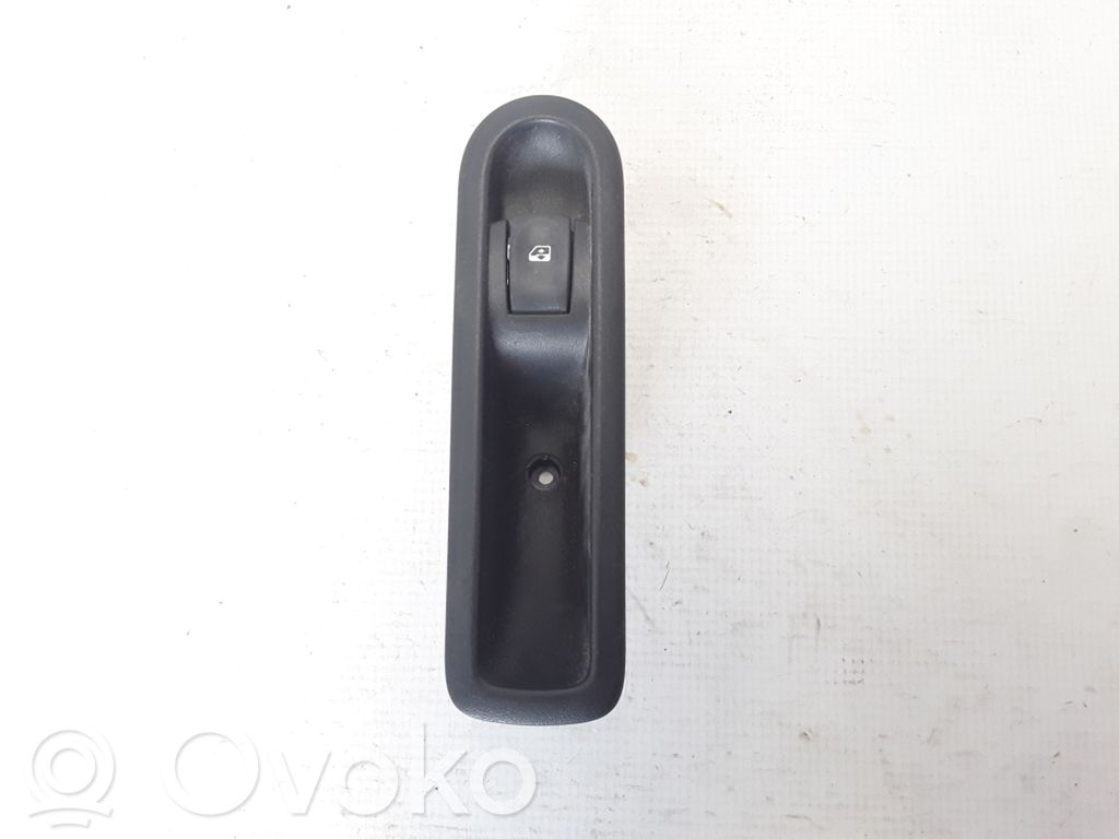 Renault Modus Electric window control switch 