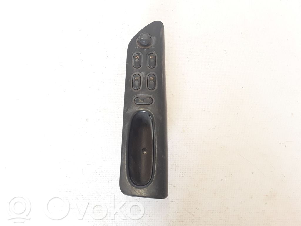 Renault Laguna I Electric window control switch 