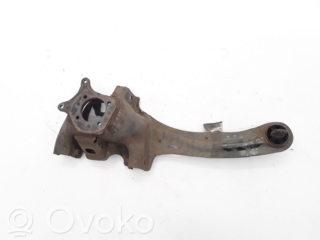 Volvo V50 Задний поворотный кулак (ступица, цапфа) 