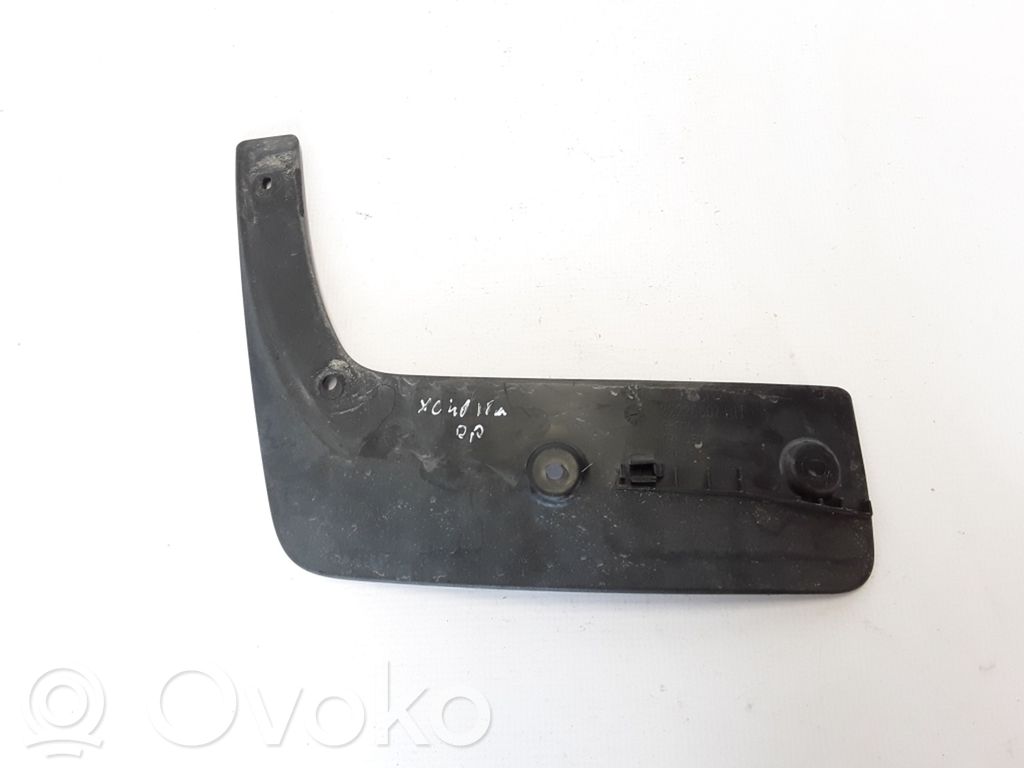 Volvo XC40 Front mudguard 