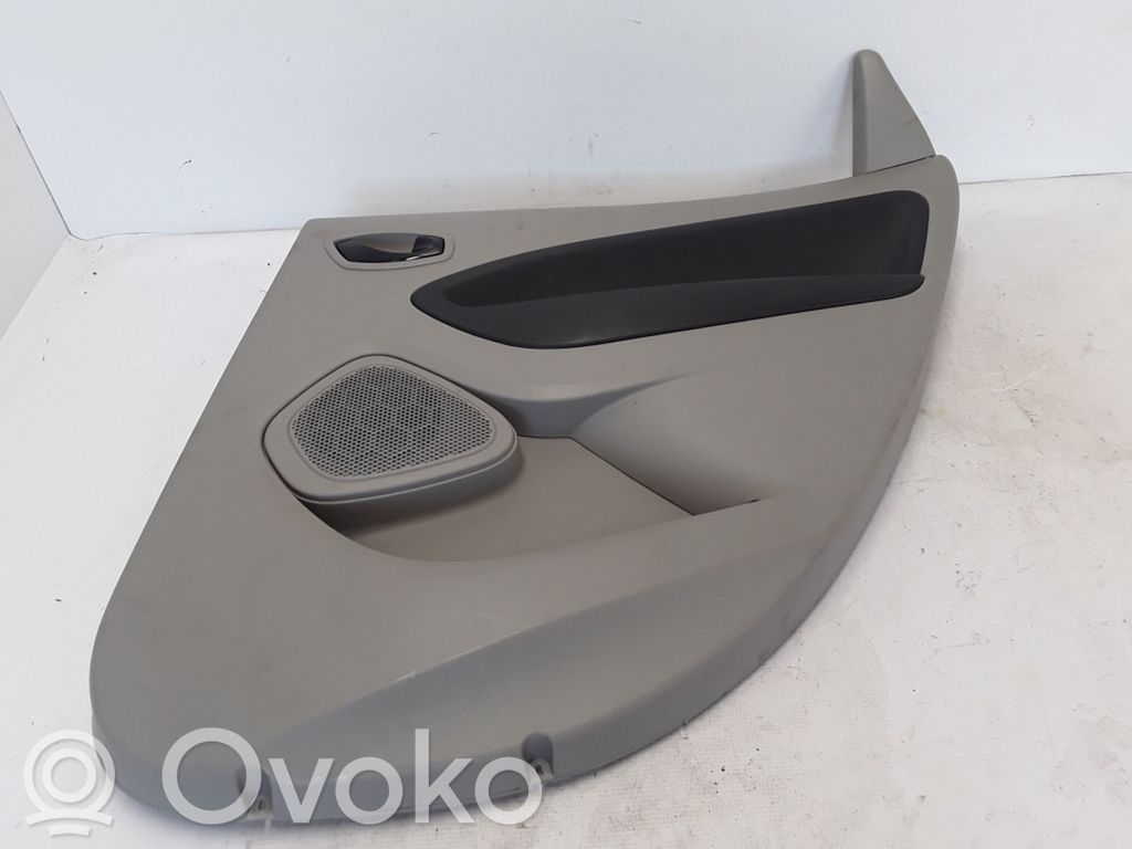 Renault Zoe Boczki / Poszycie drzwi tylnych 