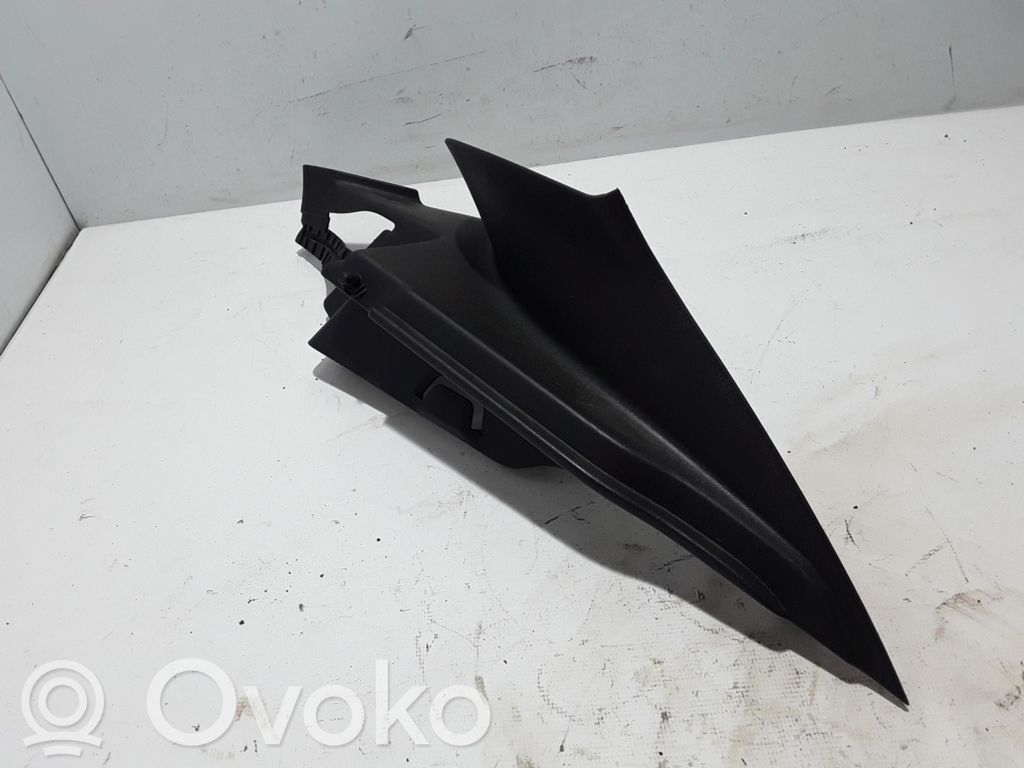 Volvo V40 Tailgate/trunk side cover trim 