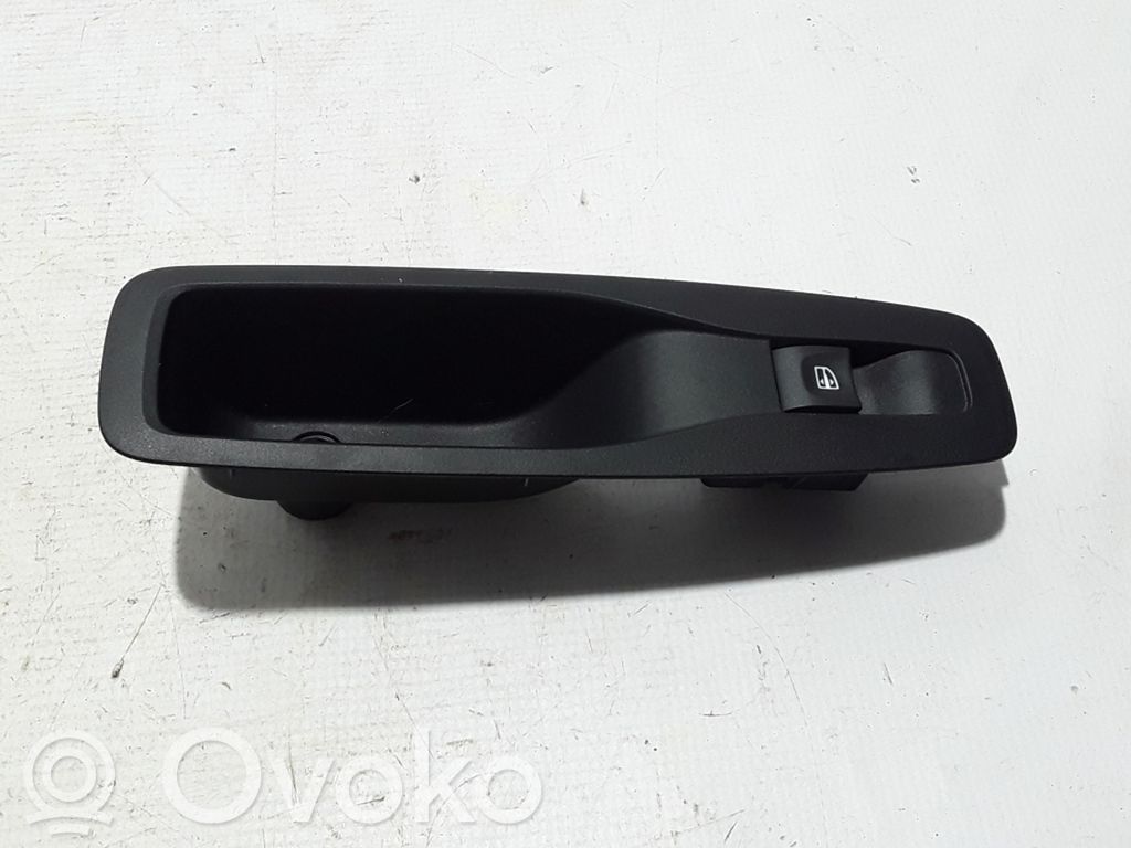 Renault Kadjar Electric window control switch 