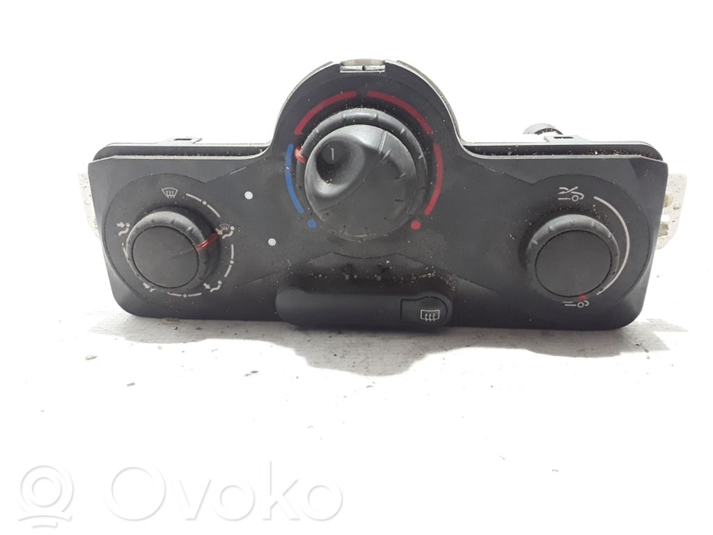 Renault Clio III Air conditioner control unit module 