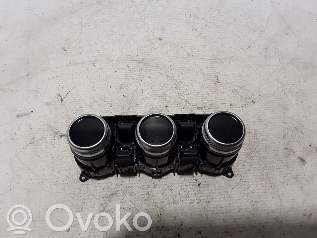 Dacia Duster II Moduł / Sterownik klimatyzacji 