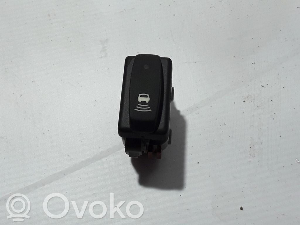 Renault Kangoo II Parkavimo (PDC) daviklių jungtukas 