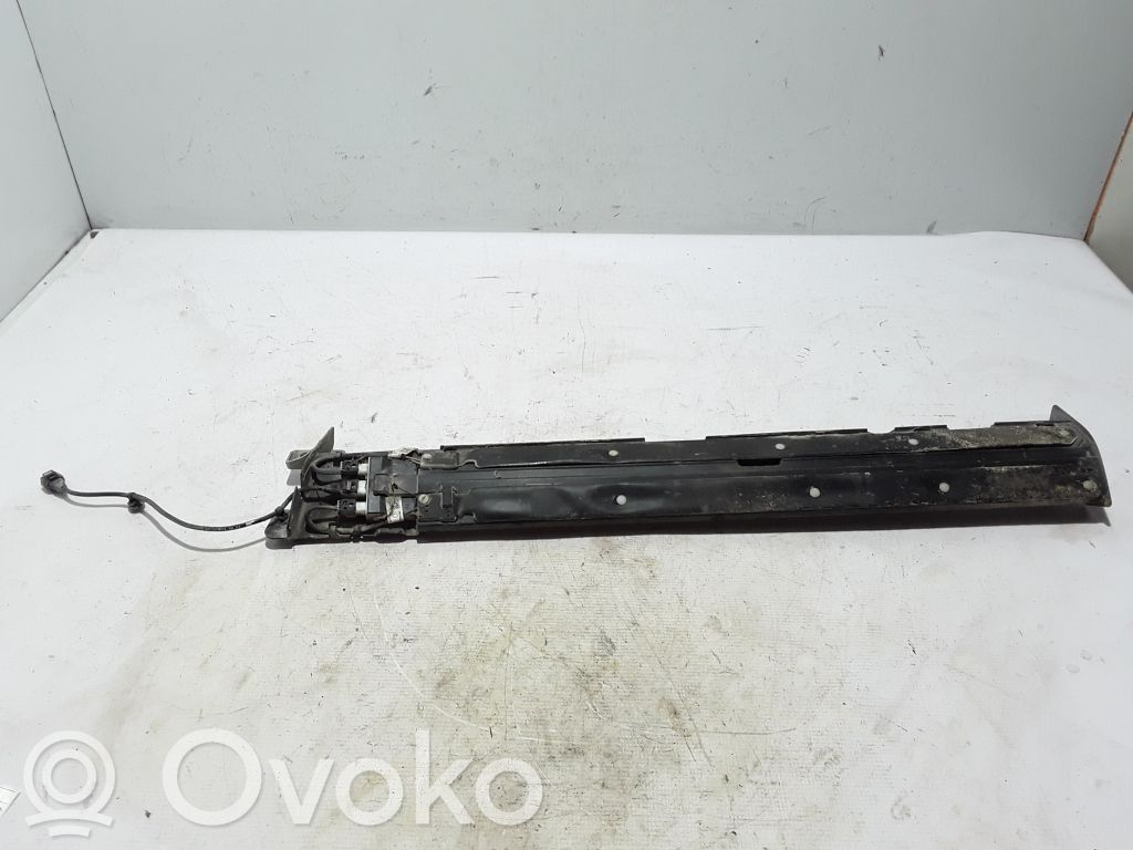 Chrysler Pacifica Liukuoven lista 